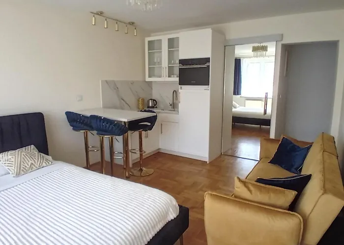 Daire Alexa D'oro Krakow